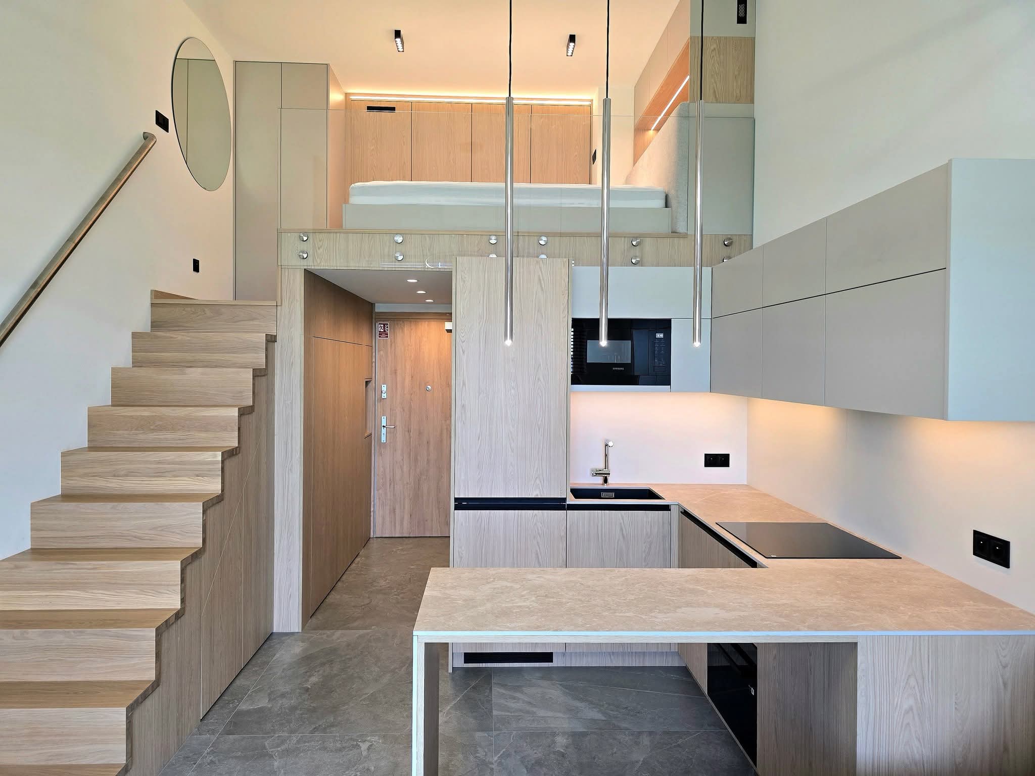 kuchnia z antresolą